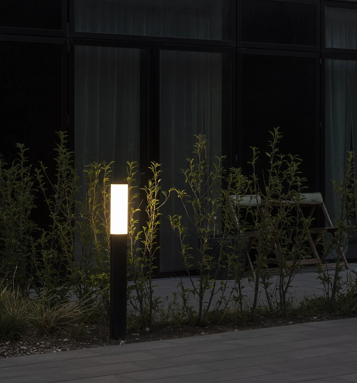 Indkørsel pullertlampe PIN L305