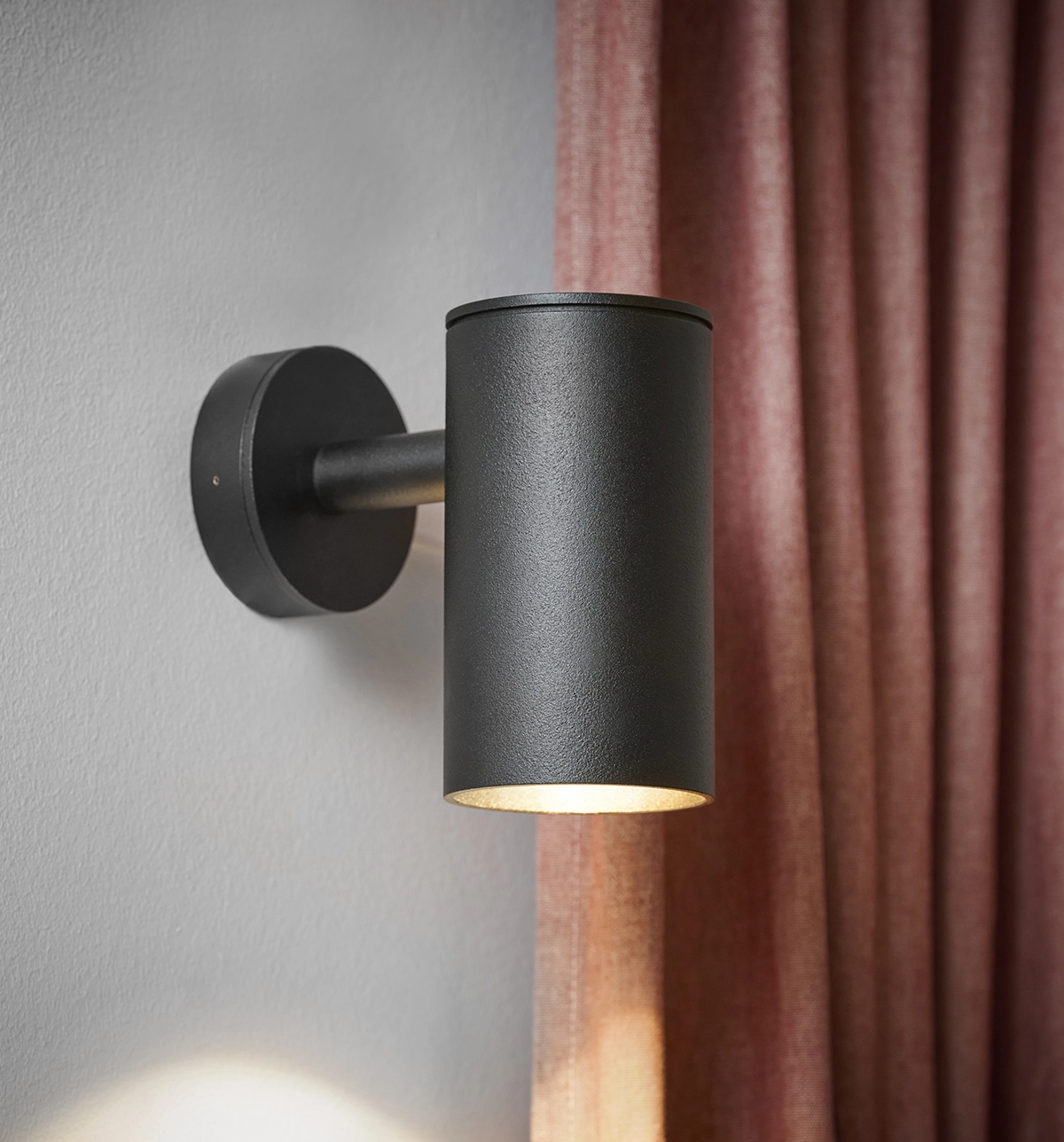 Væglampe i sort ELMAR L3 MINI