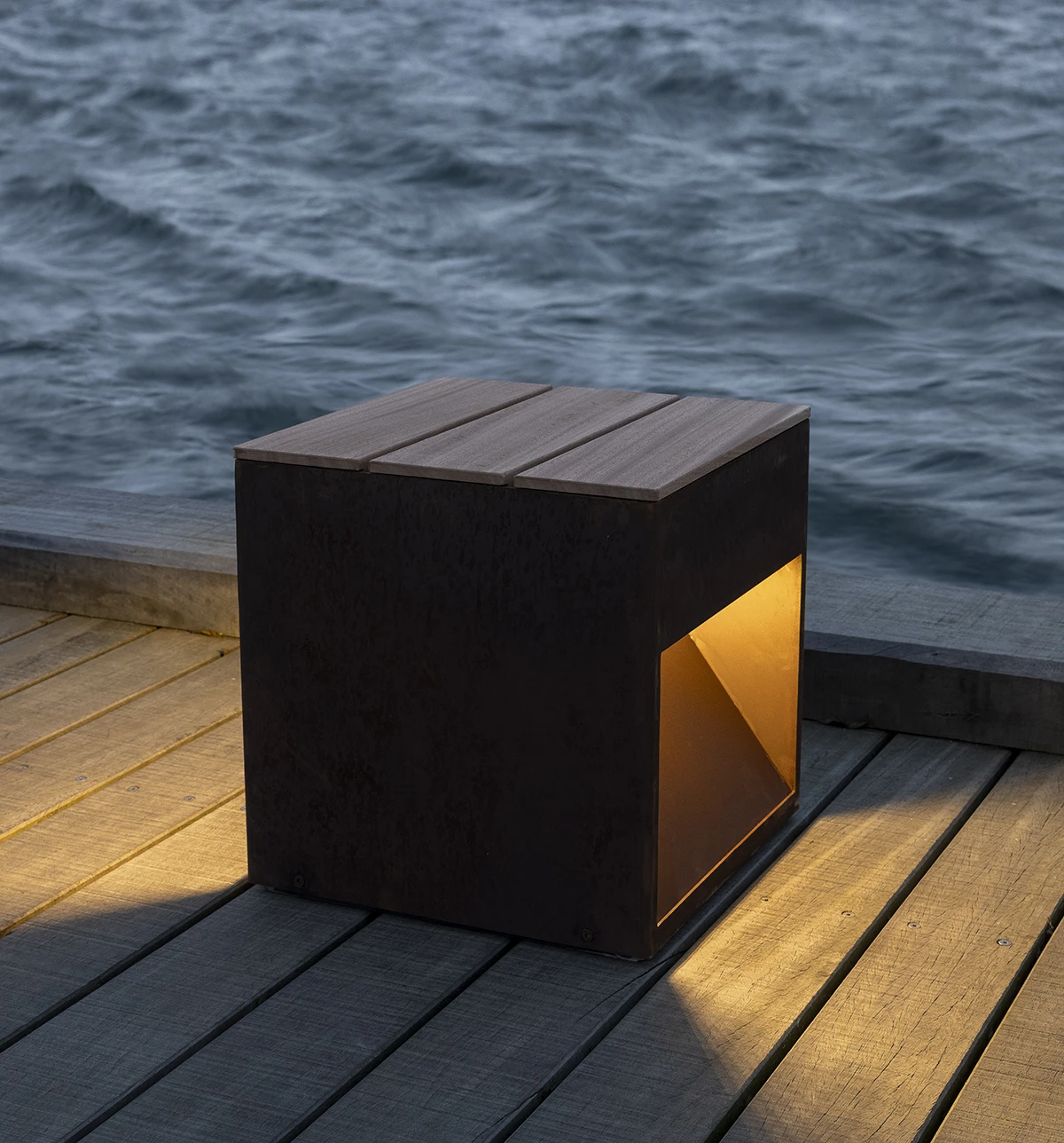 Lampe med sæde NYE L1004