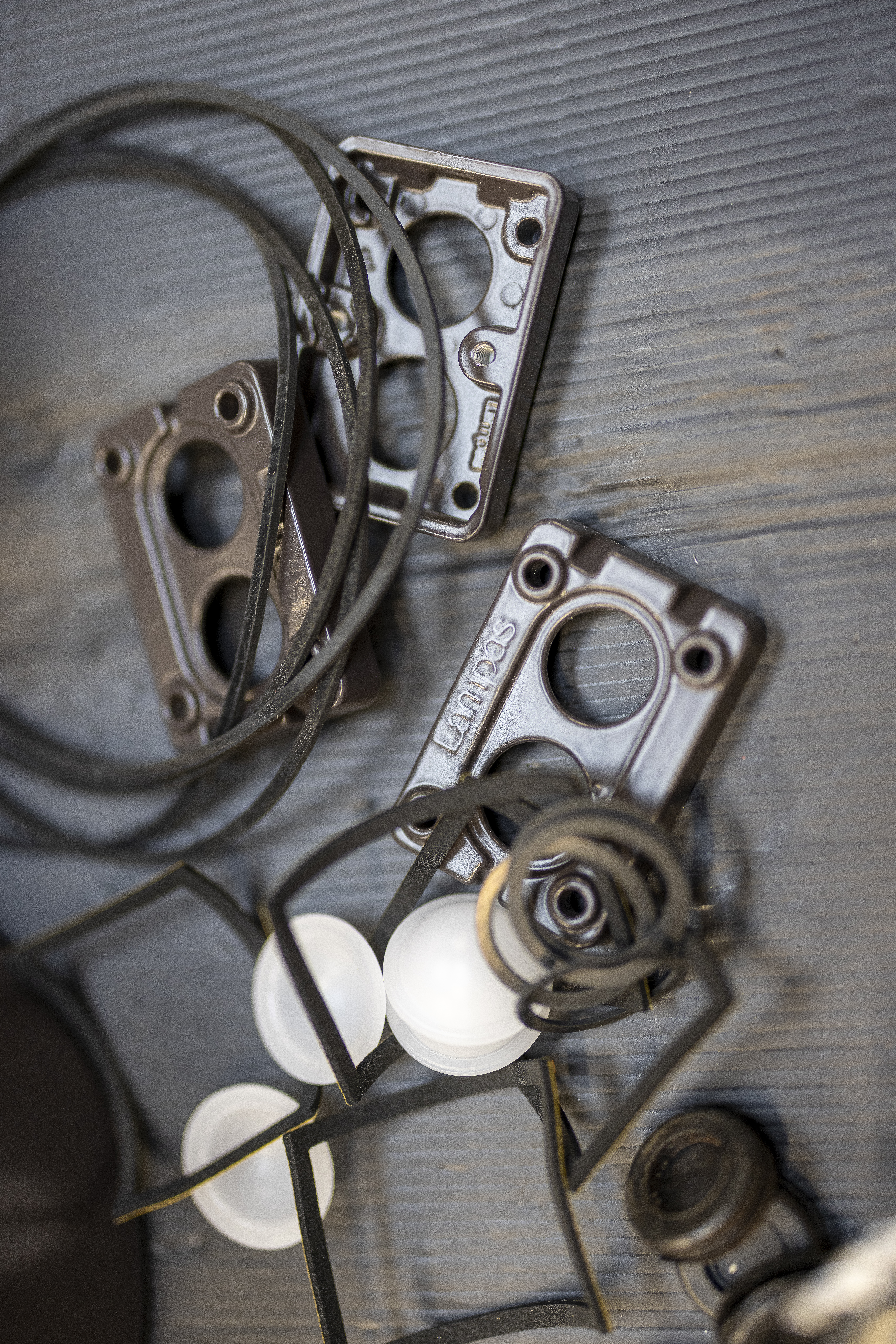 Produktion - Materialer - Lampas