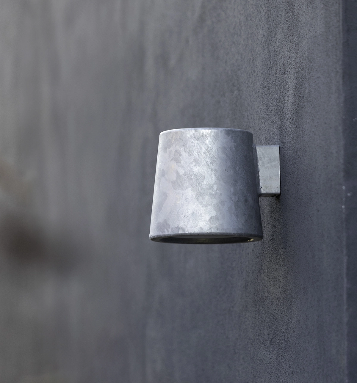 Udendørs væglampe galvaniseret ANTO L1010-160