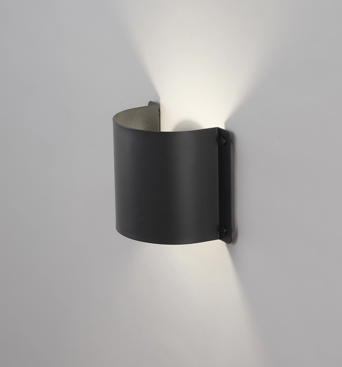 LIBER L5U væglampe uden bagplade