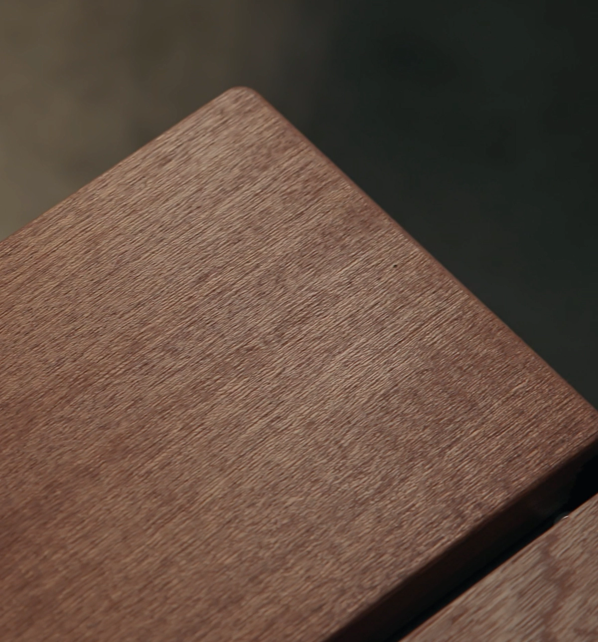 Pullertlampe med sæde i træ NYE L1004