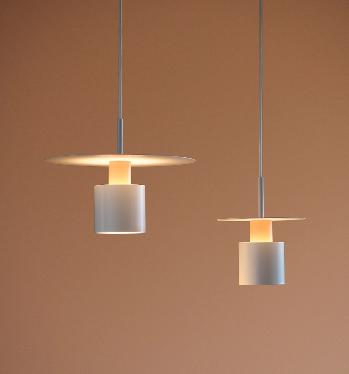 Pendel rød KOLORIT L1600-200-340 stor og lille