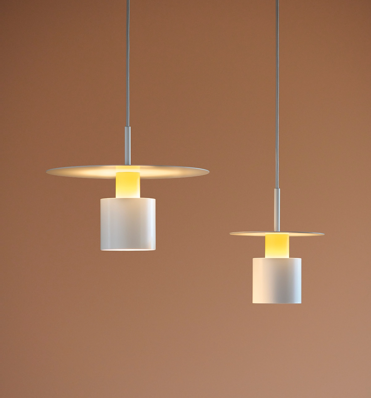 Gul pendel KOLORIT L1600-200-340 stor og lille